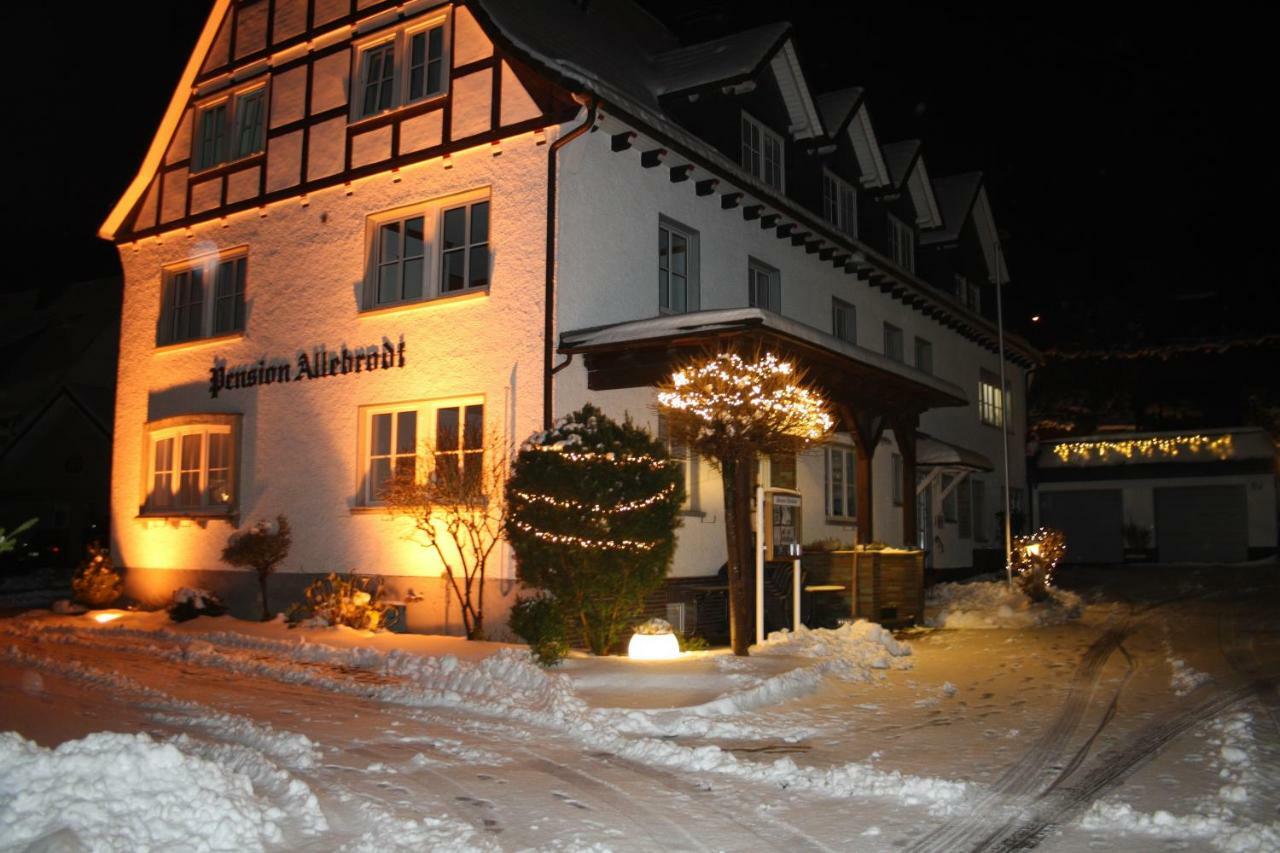 Pension / Ferienwohnung Allebrodt Lennestadt Exterior foto